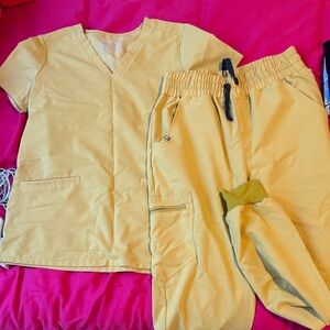 Figs Yellow Scrub Set - Women Pants & Jumpsuits